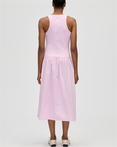 Stine Goya - Casual Tank Midi Kjole - Cherry Blossom